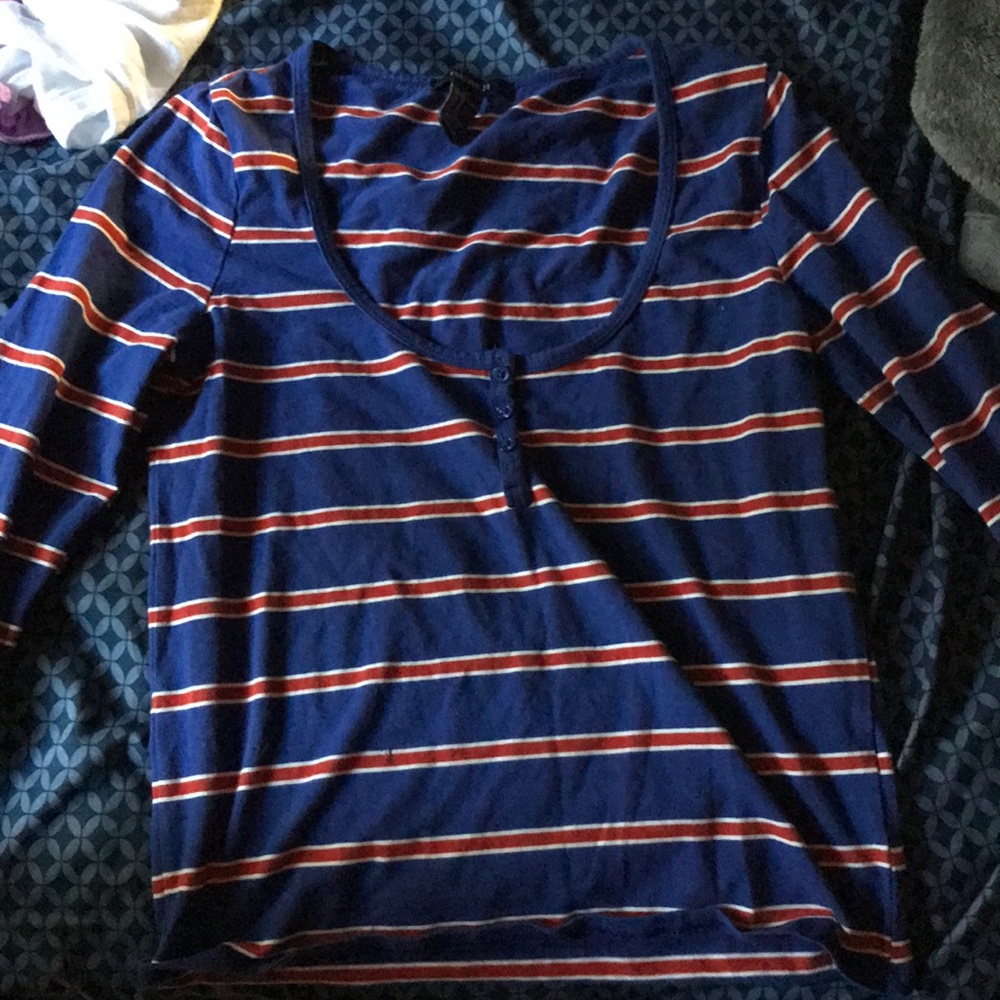 long sleeve size M